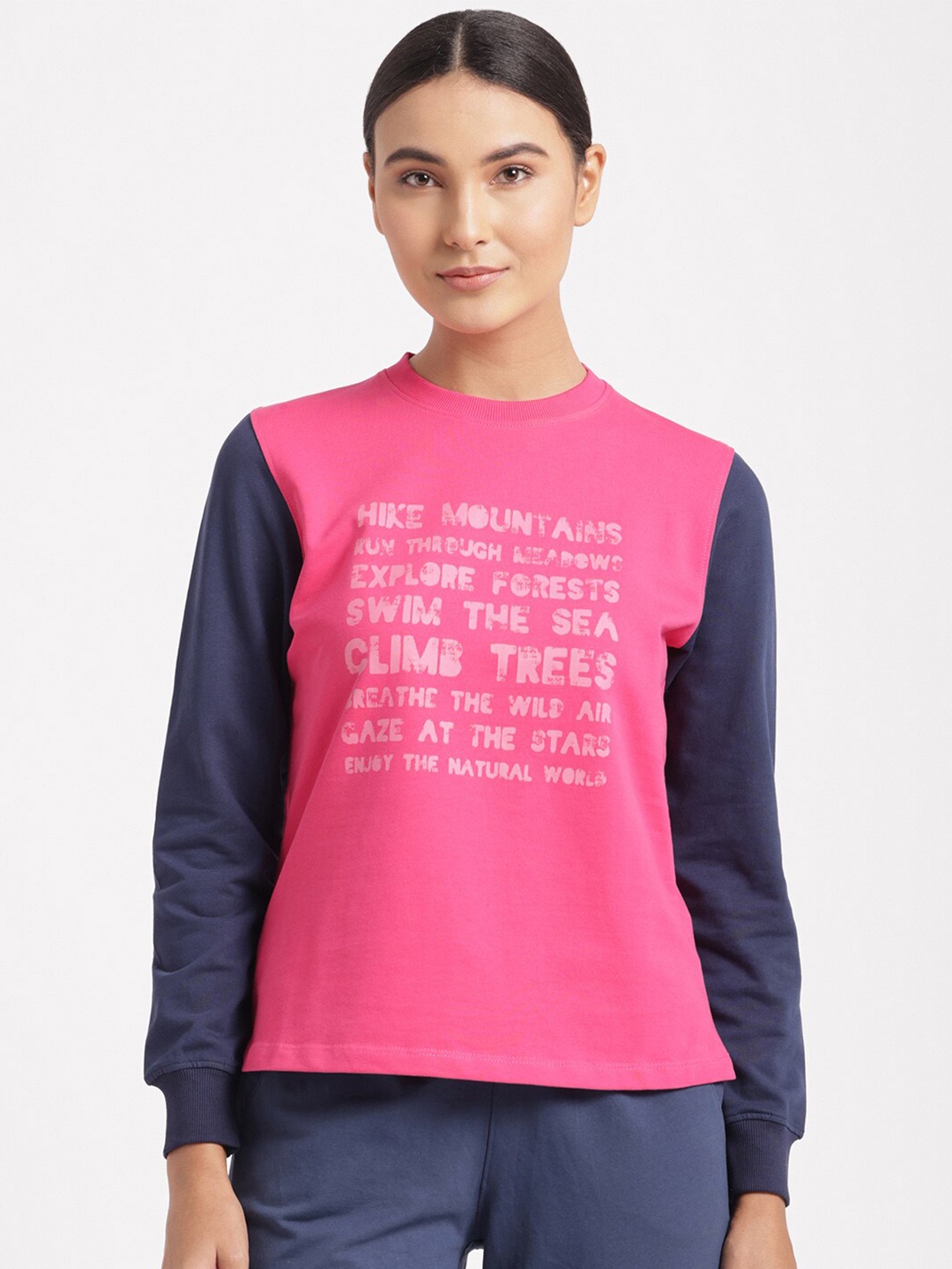 

Wildcraft Women Navy Blue Printed Cotton Sweatshirt