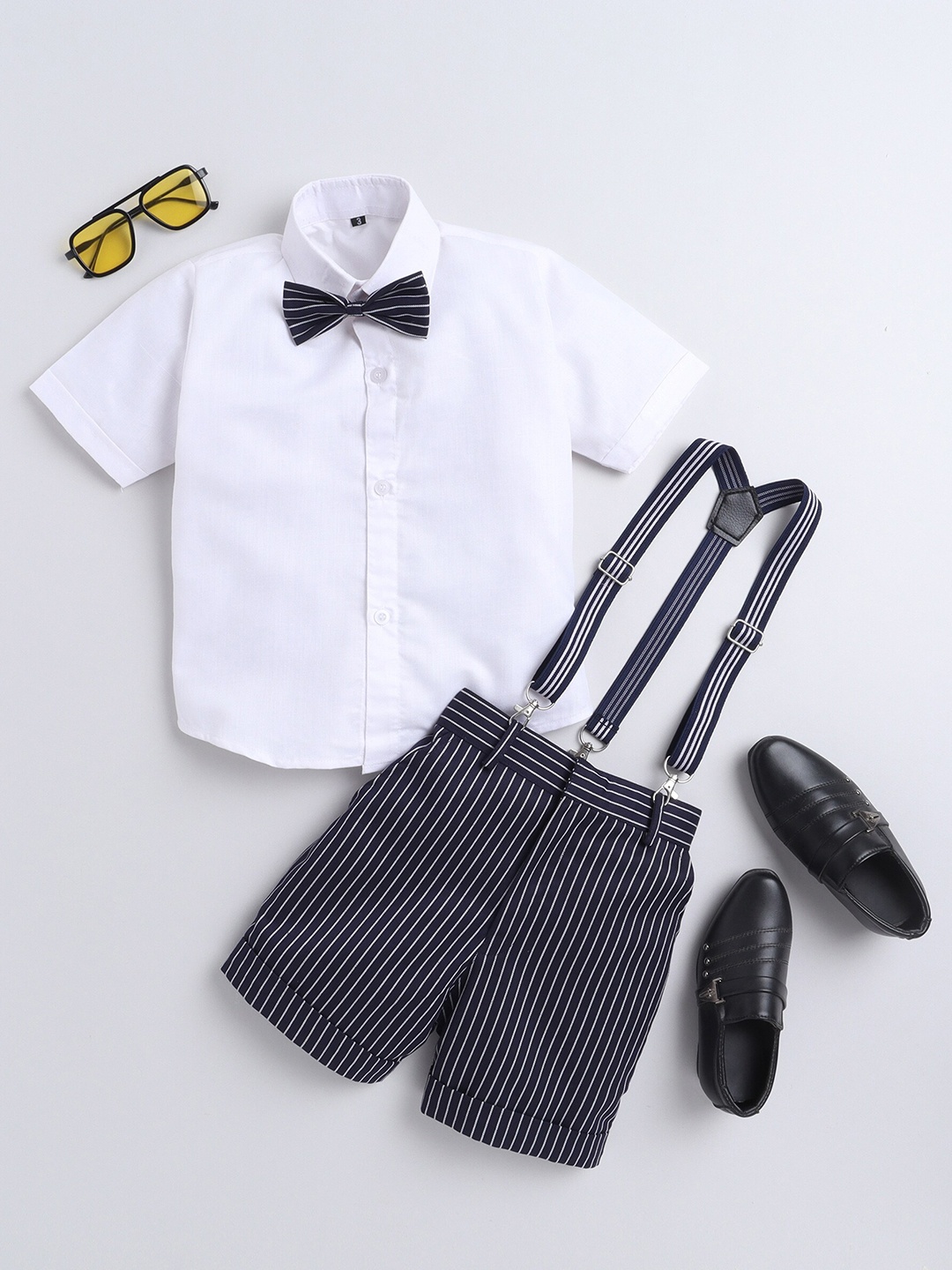 

Jeetethnics Boys Navy Blue & White Shirt & Shorts With Suspenders