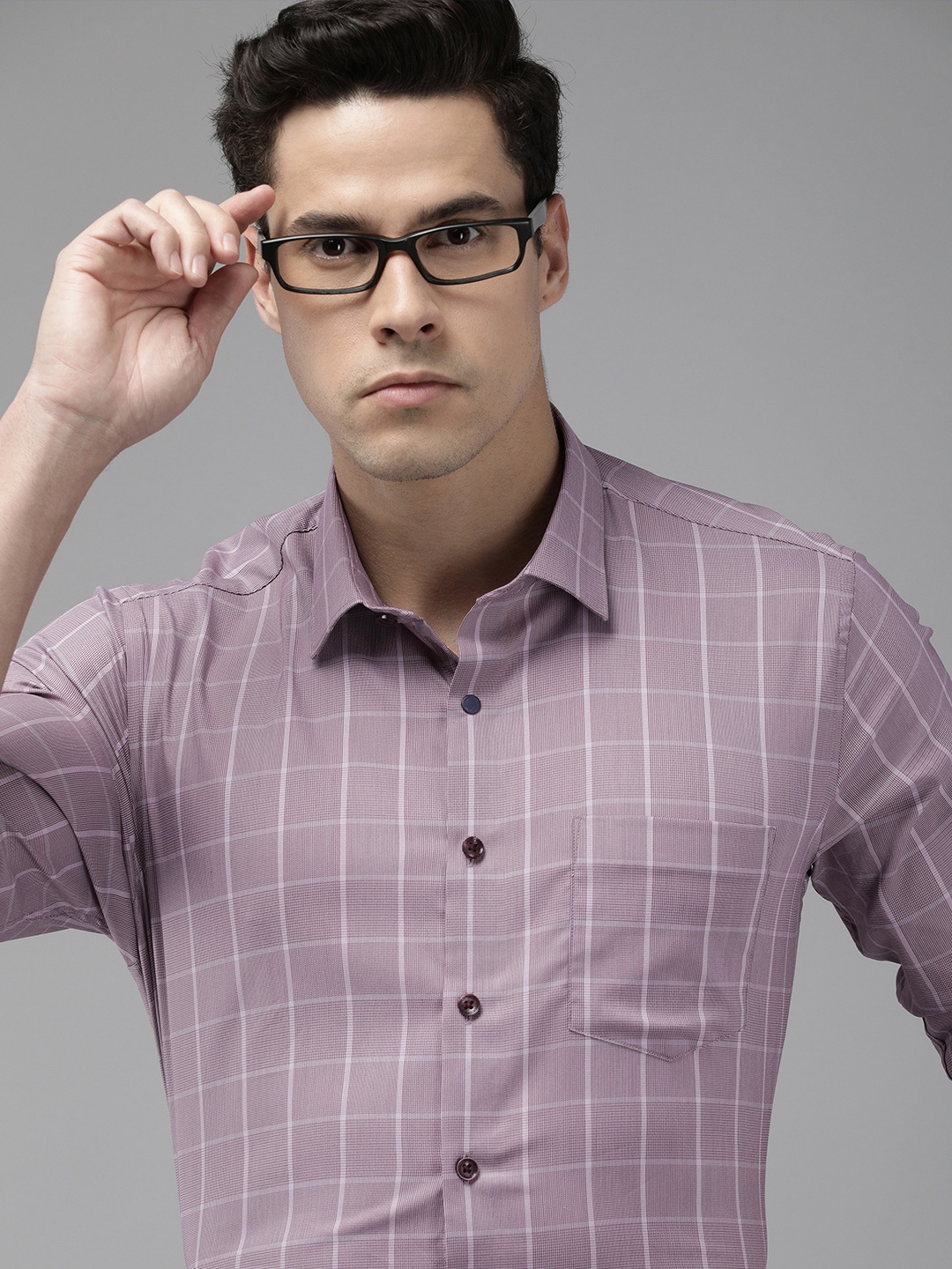 

Van Heusen Men Purple Slim Fit Checked Formal Shirt
