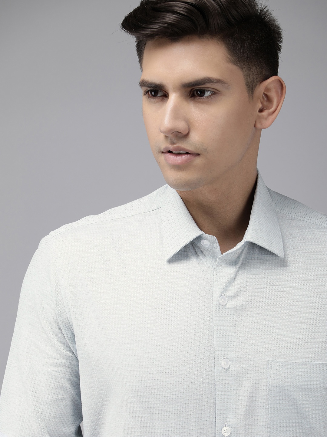 

Van Heusen Men Blue Blue Self Design Slim Fit Pure Cotton Formal Shirt