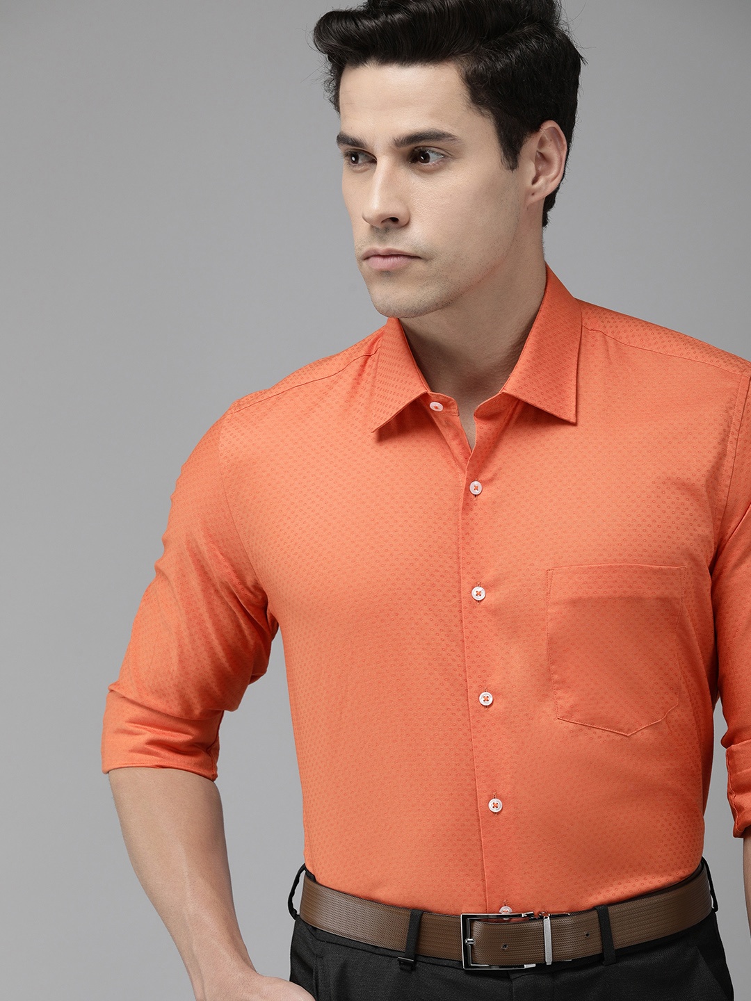 

Van Heusen Men Orange Slim Fit Pure Cotton Formal Shirt
