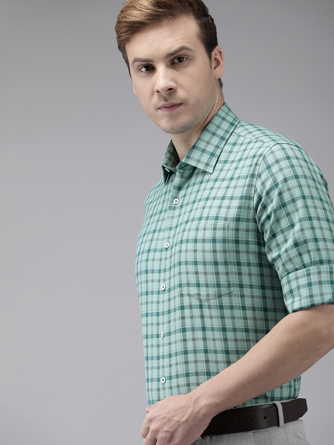 

Van Heusen Men Green Checked Slim Fit Pure Cotton Formal Shirt