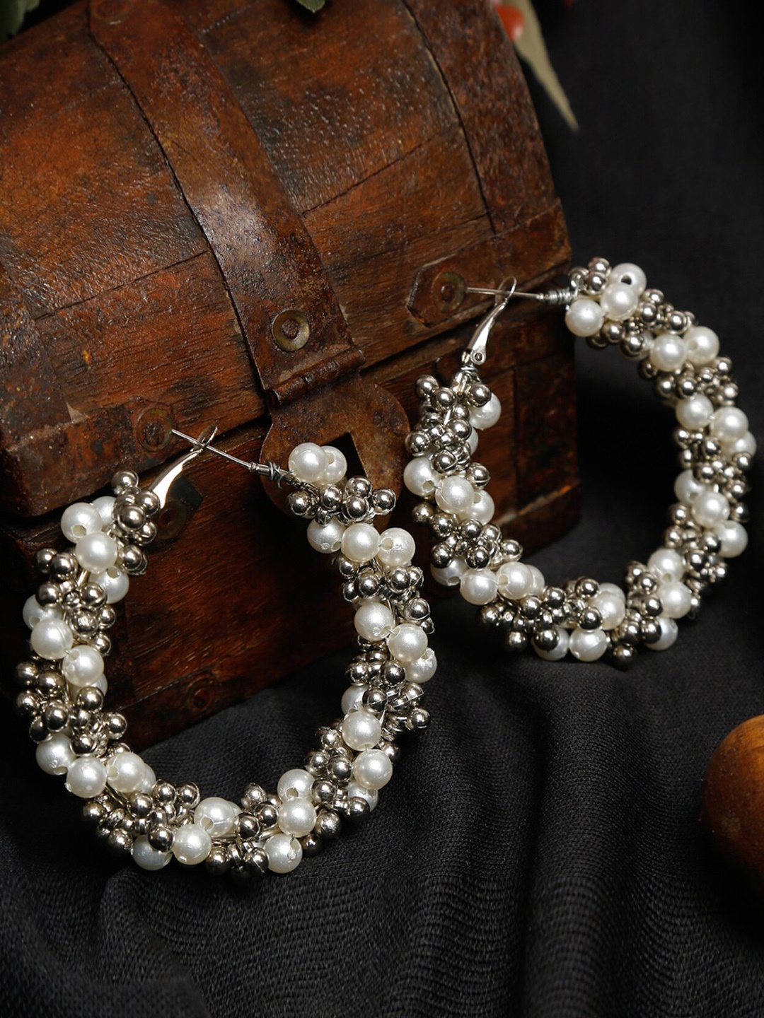

Dhrohar White & Silver-Plated Oxidised Circular Hoop Earrings