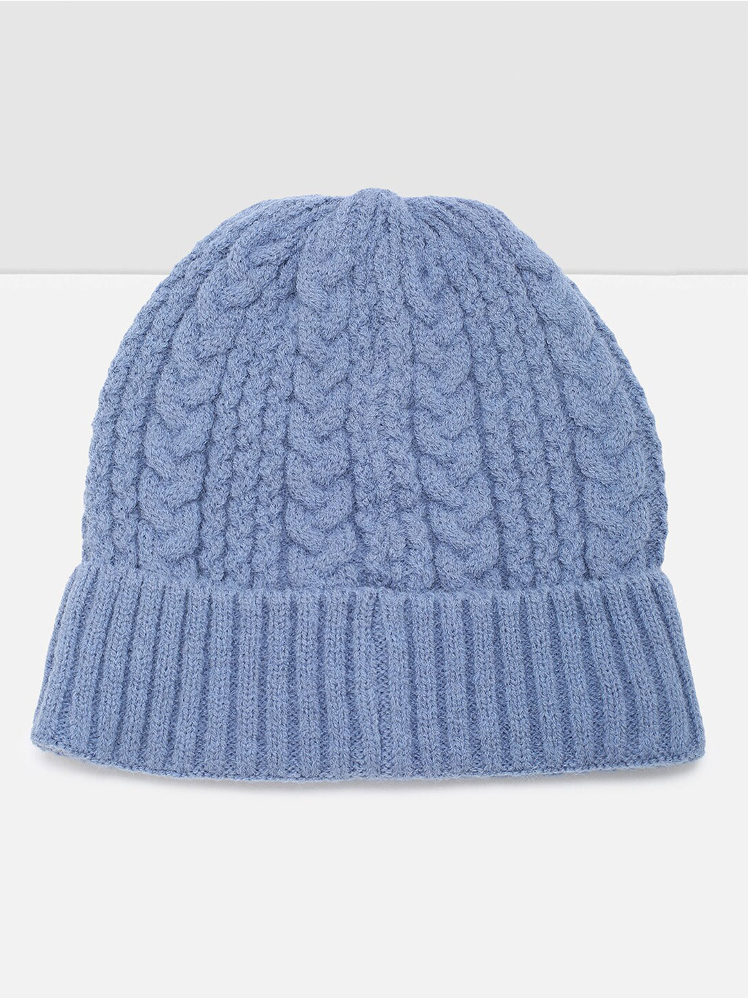 

max Men Blue Solid Beanie