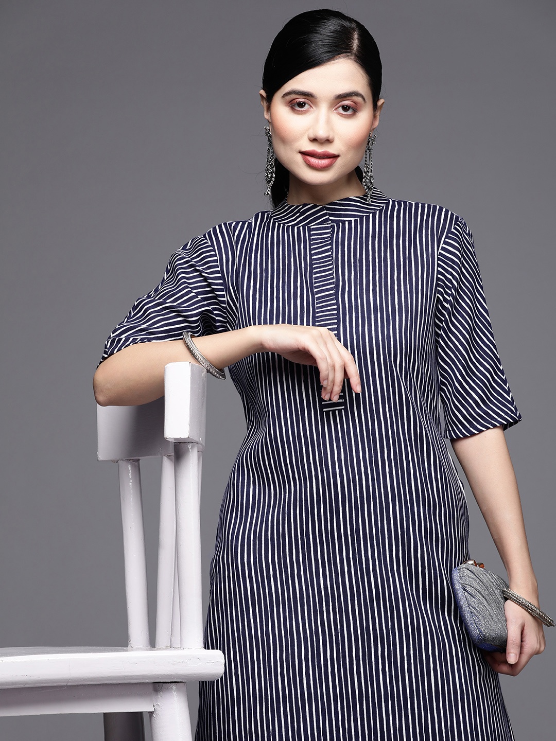 

Inddus Women Blue & White Striped Pure Cotton Kurta