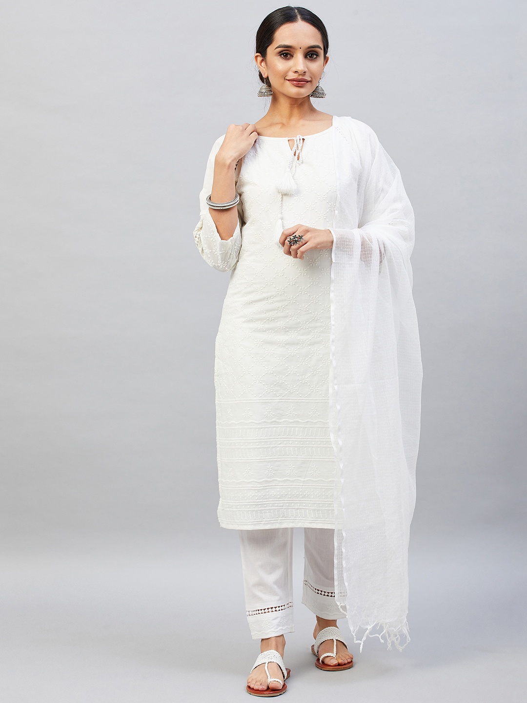 

mulmul.com Women White Chikankari Pure Cotton Kurta with Pyjamas & Dupatta