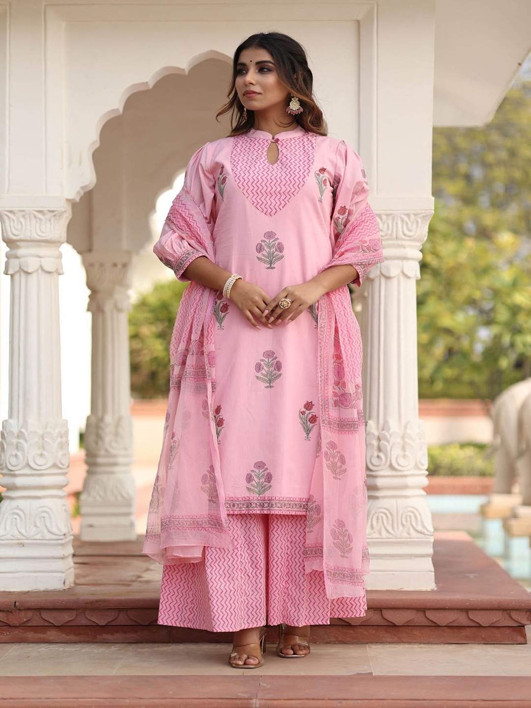 

Mulmul Women Pink Floral Printed Pure Cotton Kurta with Palazzos & With Dupatta