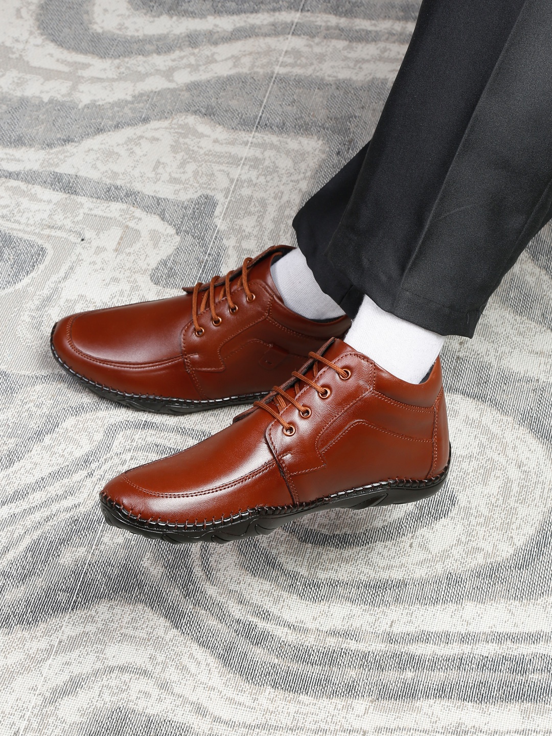 

MUTAQINOTI Men Tan-Brown Solid Boots