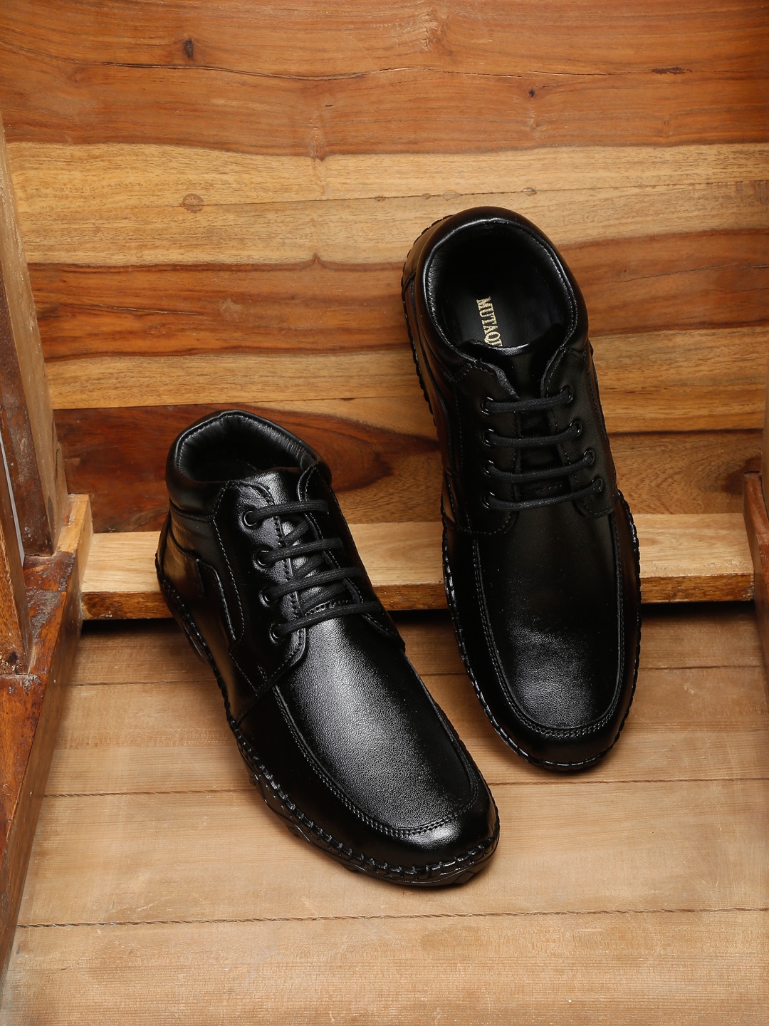 

MUTAQINOTI Men Black Solid Formal Boots