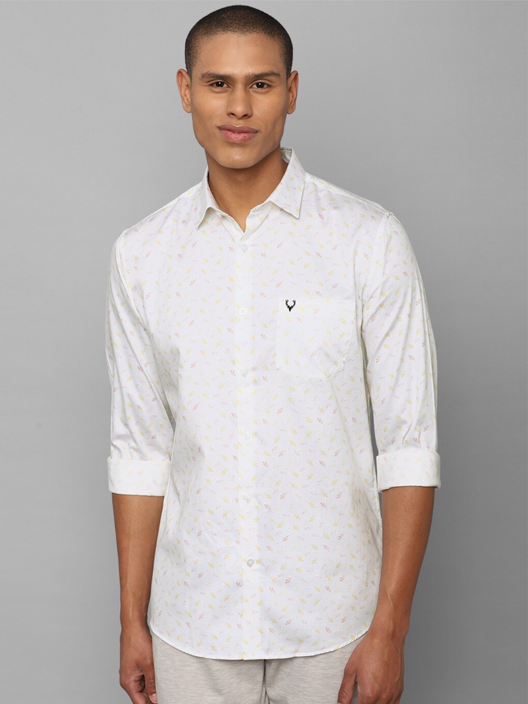 

Allen Solly Men White Comfort Slim Fit Floral Printed Cotton Casual Shirt