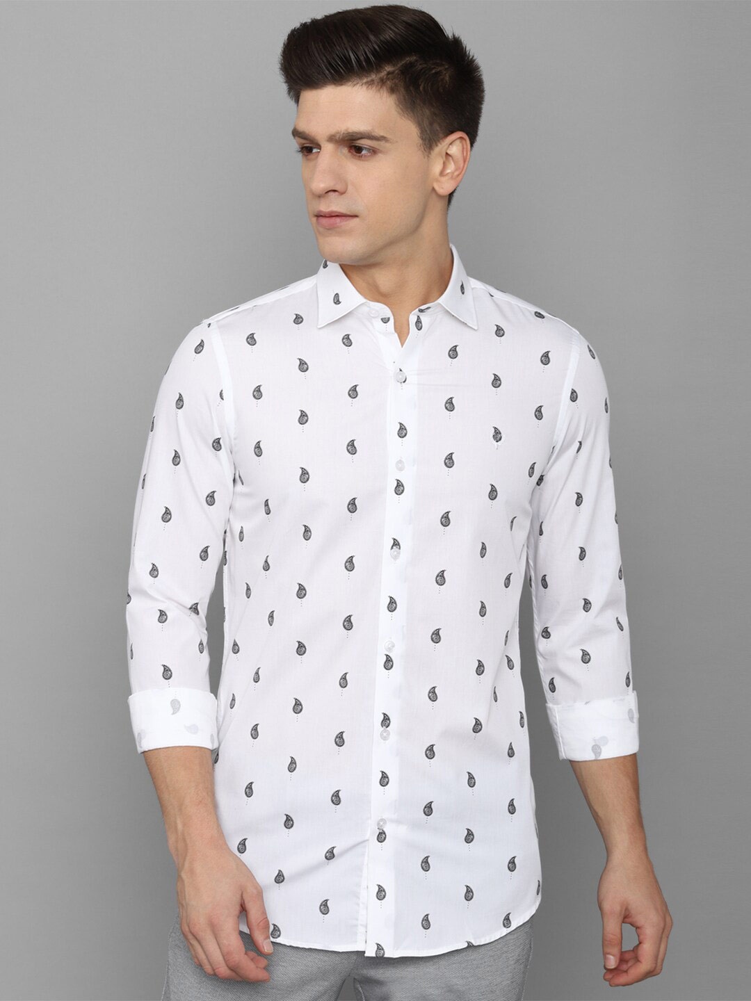 

Allen Solly Men White Comfort Slim Fit Printed Cotton Casual Shirt