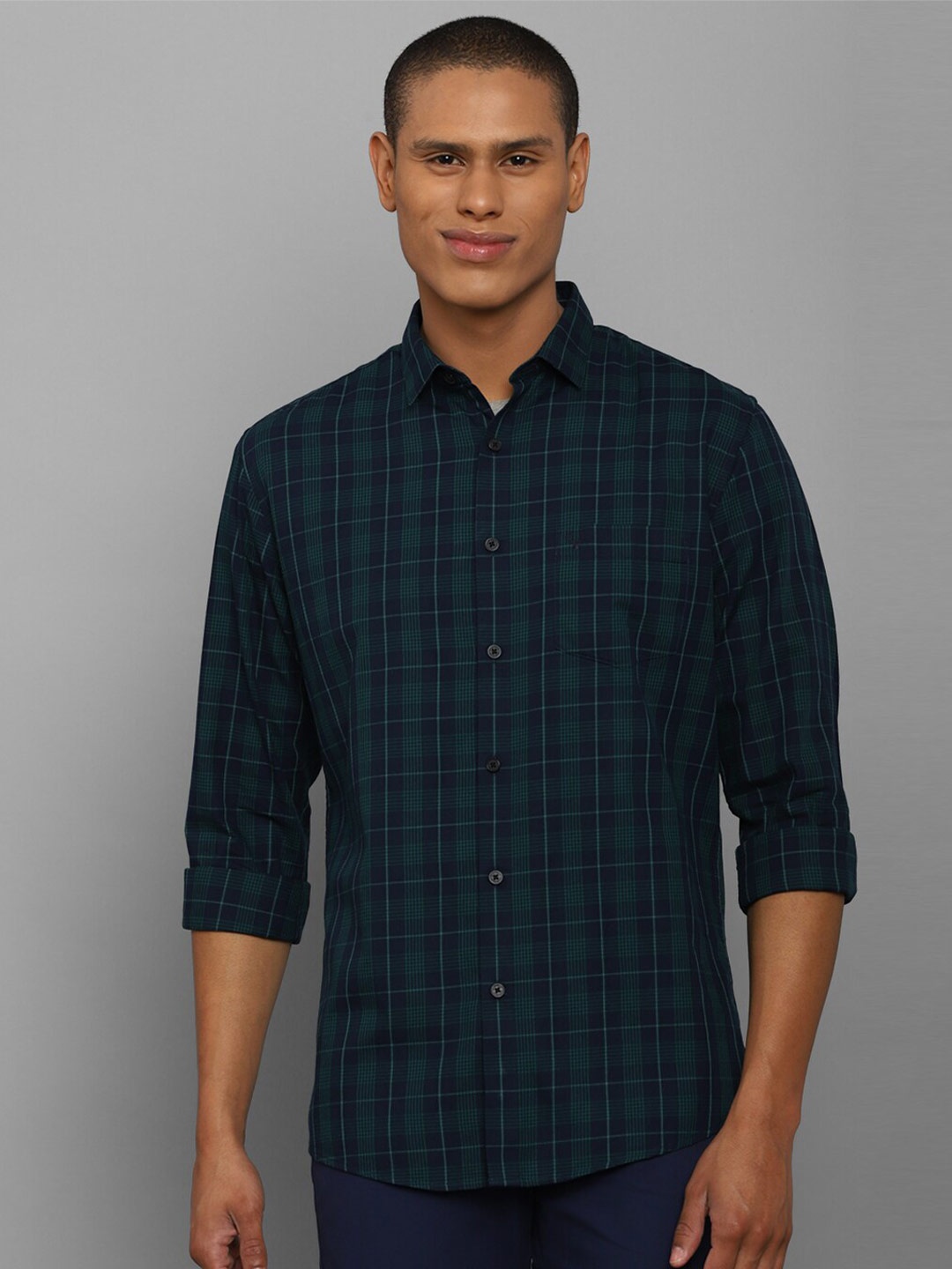 

Allen Solly Men Navy Blue Slim Fit Tartan Checks Pure Cotton Casual Shirt