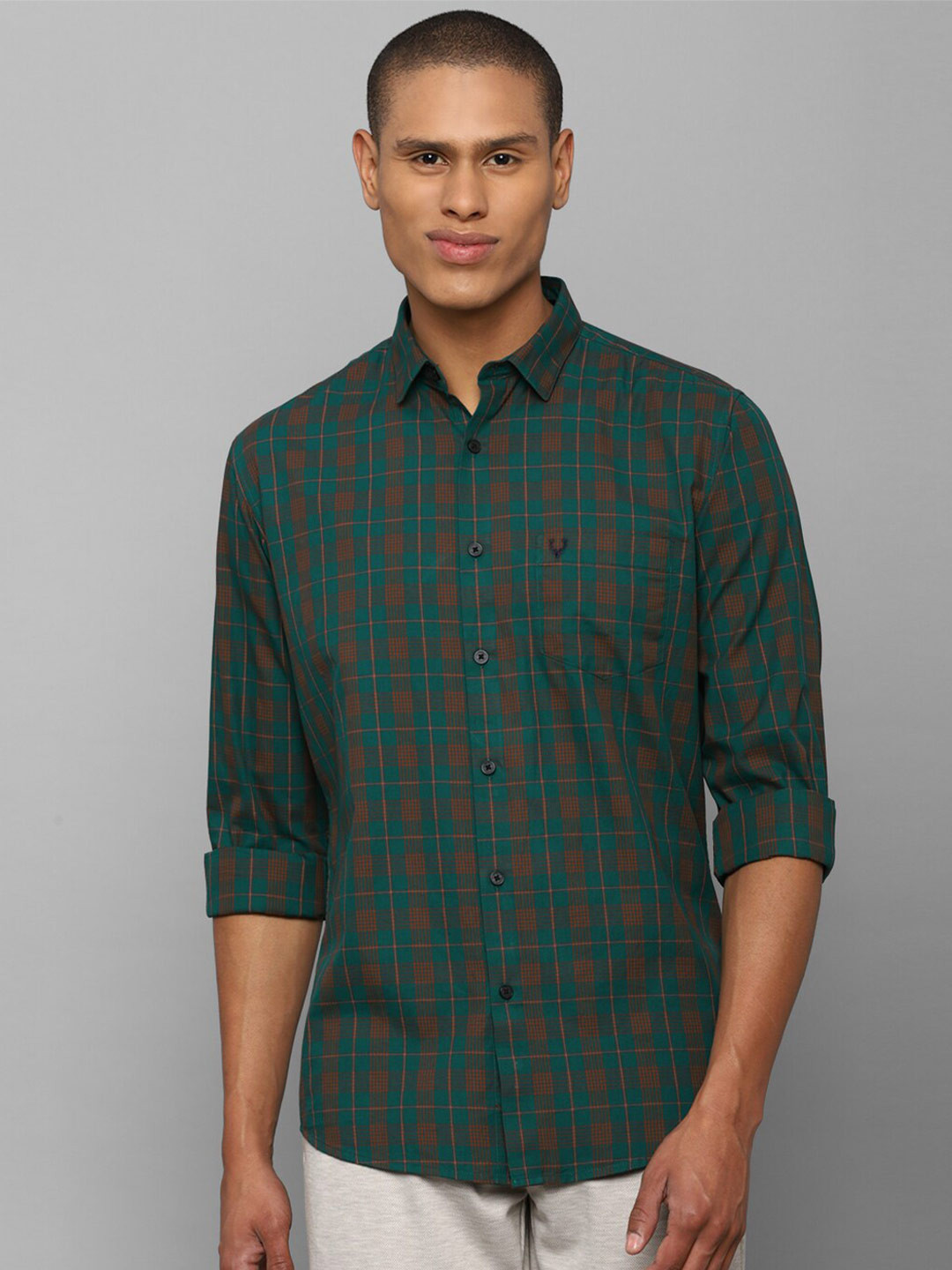 

Allen Solly Men Green Slim Fit Checked Cotton Casual Shirt