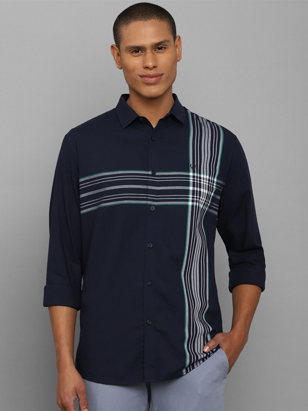 

Allen Solly Men Navy Blue Slim Fit Striped Cotton Casual Shirt