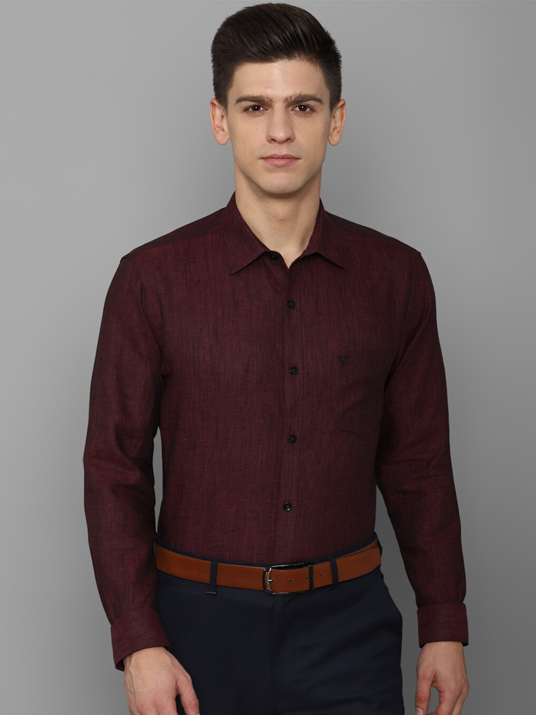 

Allen Solly Men Maroon Comfort Slim Fit Linen Formal Shirt