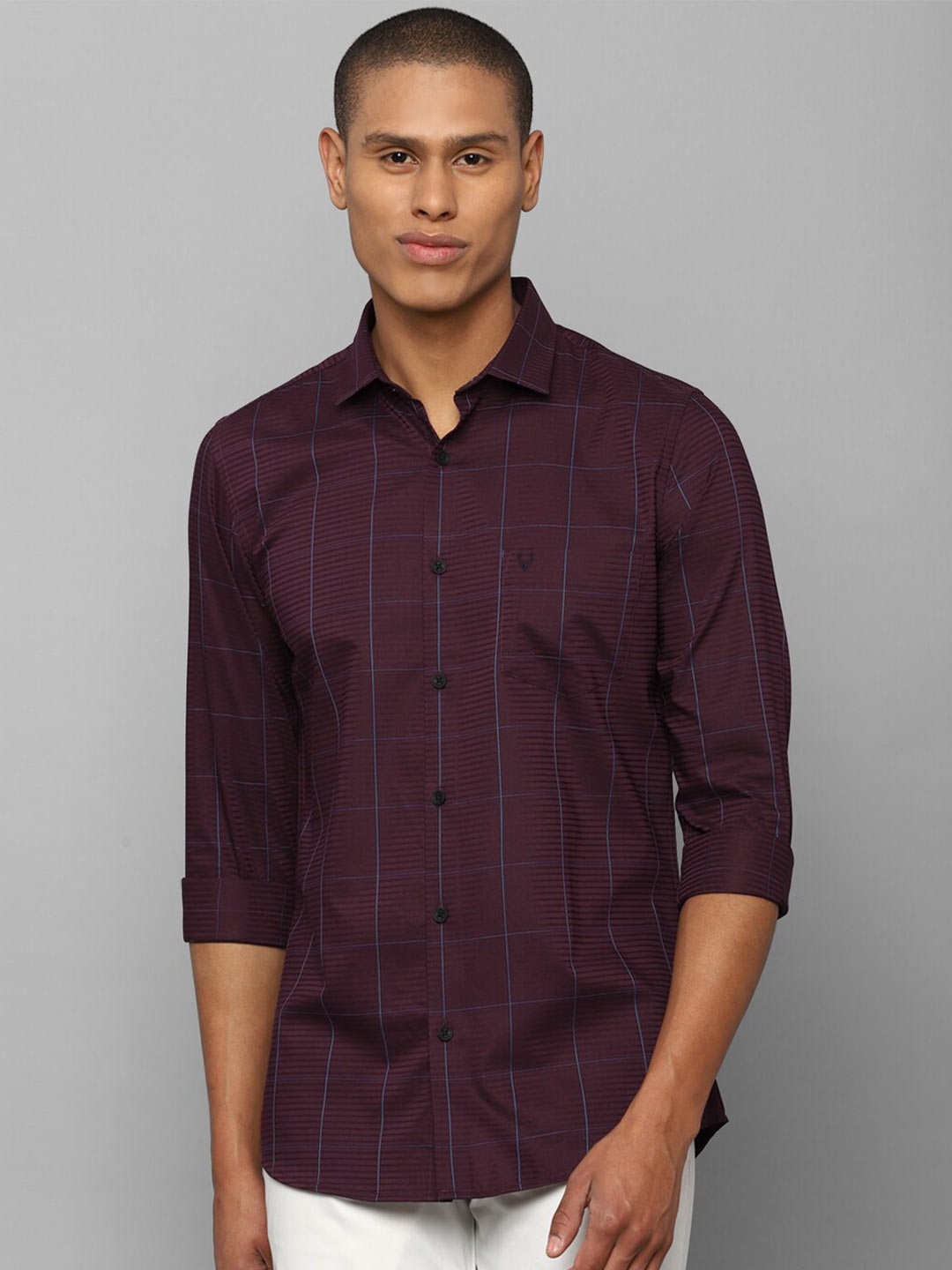 

Allen Solly Men Purple Comfort Slim Fit Checked Cotton Casual Shirt