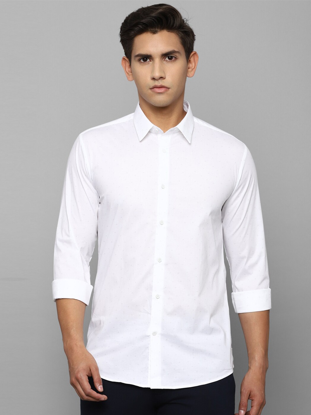 

Louis Philippe Sport Men White Slim Fit Casual Shirt