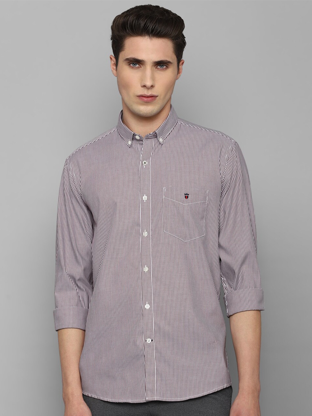 

Louis Philippe Sport Men Grey Cotton Slim Fit Striped Casual Shirt