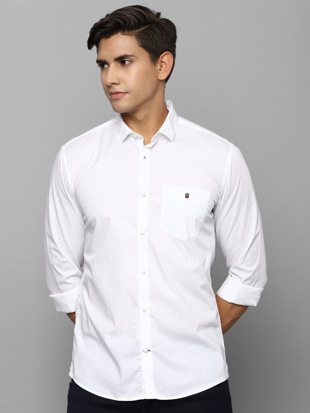 

Louis Philippe Sport Men White Cotton Slim Fit Casual Shirt