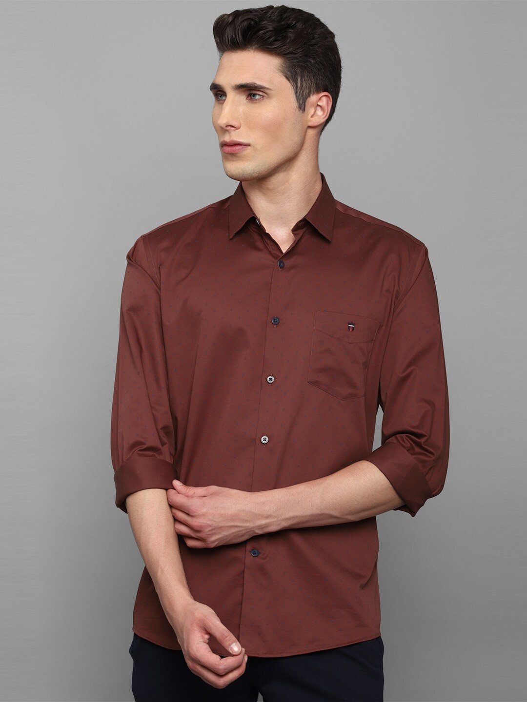 

Louis Philippe Sport Men Cotton Slim Fit Printed Casual Shirt, Maroon