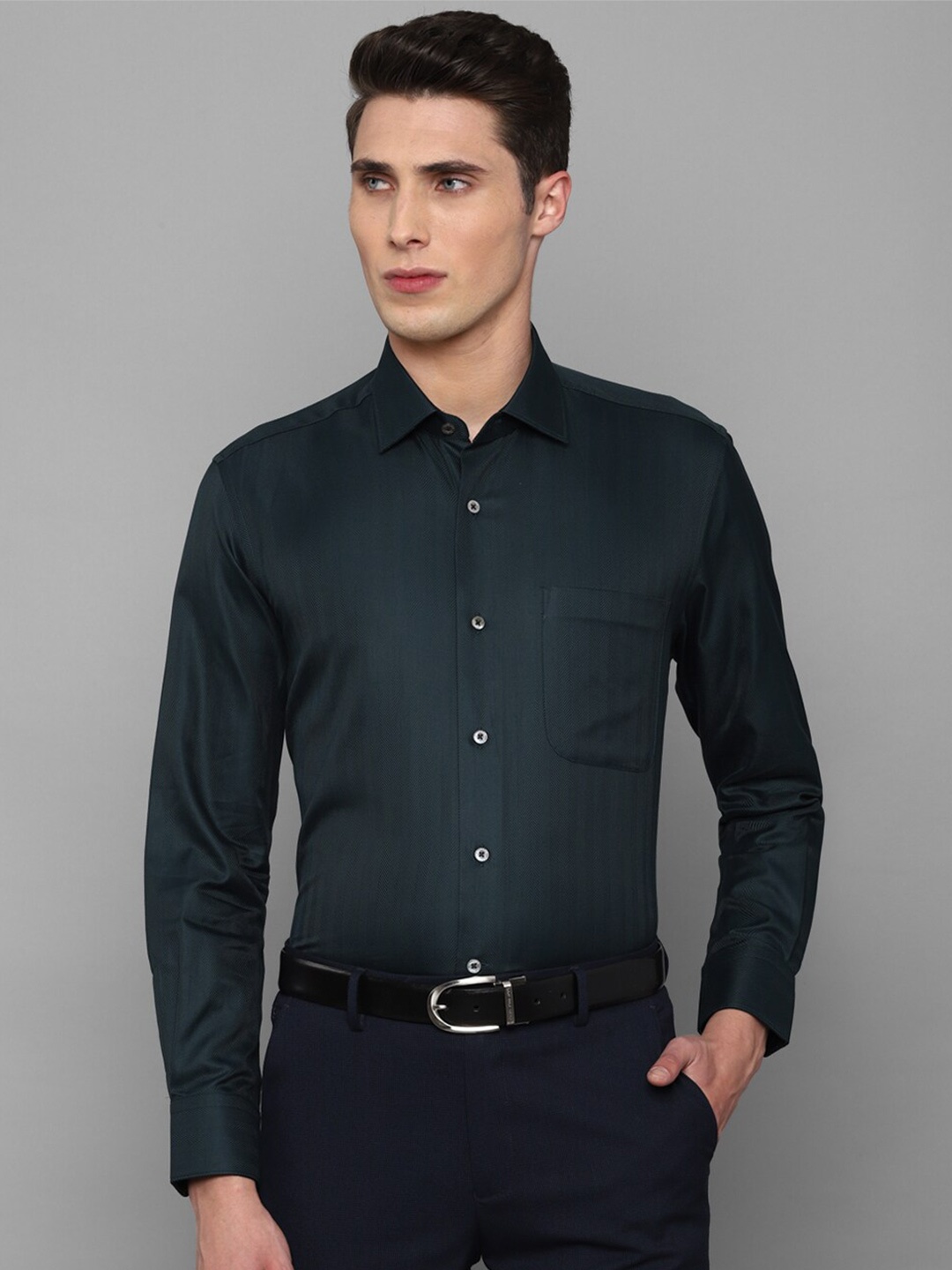 

Luxure by Louis Philippe Men Green Slim Fit Cotton Formal Shirt