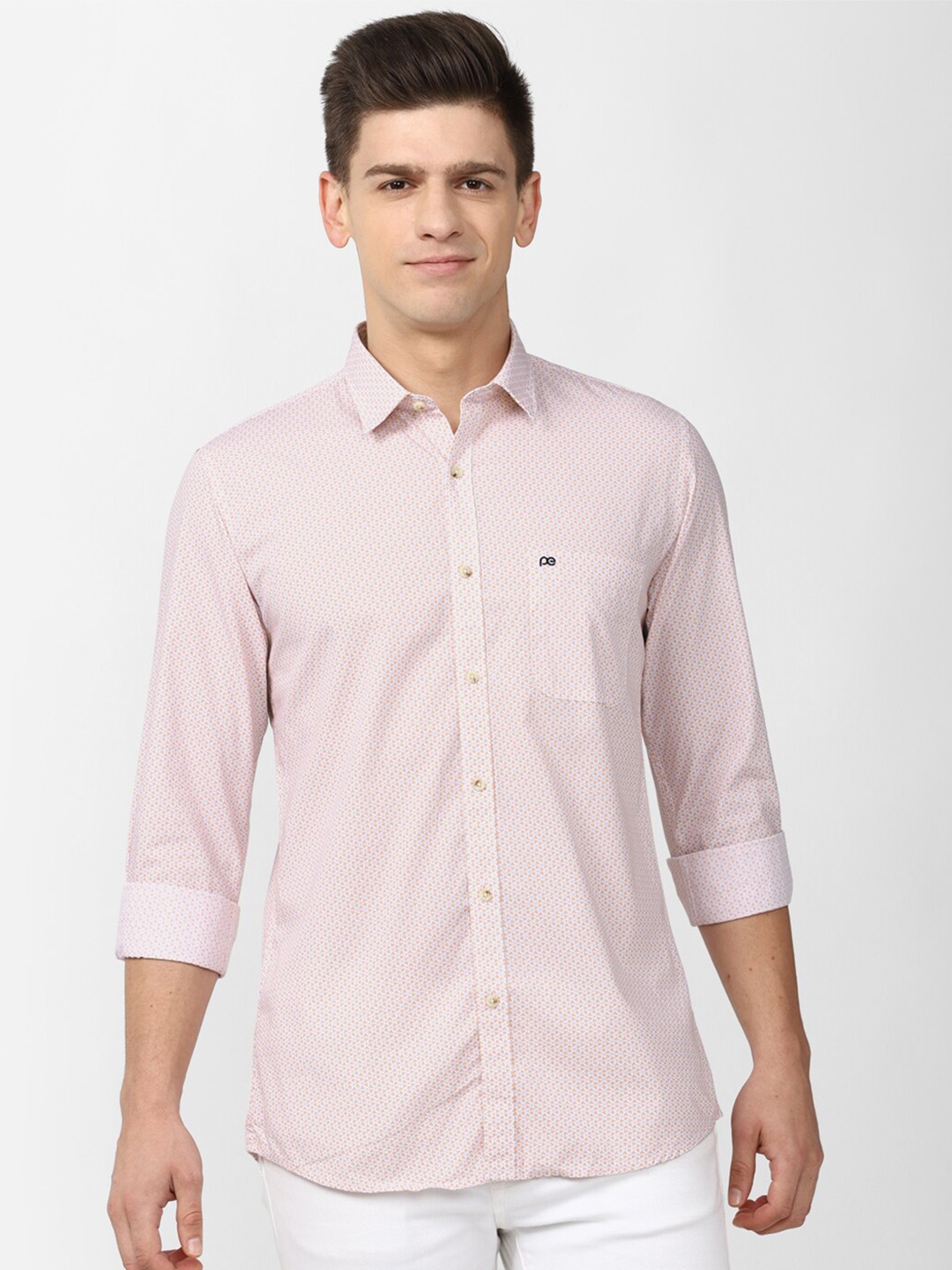 

Peter England Casuals Men Pink Slim Fit Printed Casual Pure Cotton Shirt
