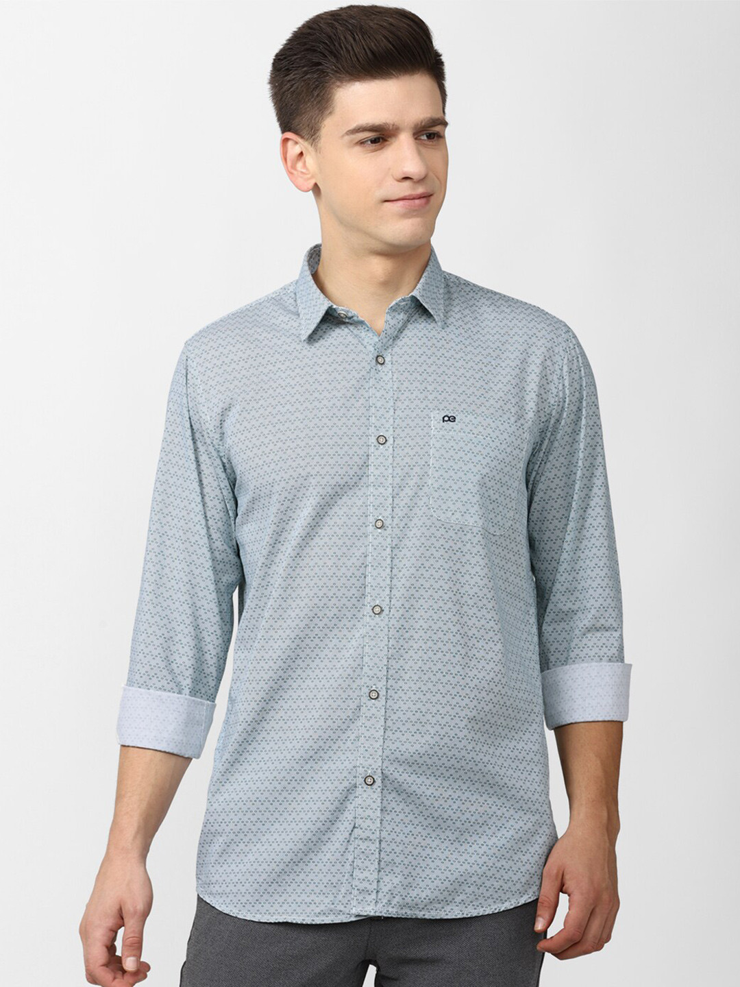 

Peter England Casuals Men Blue Slim Fit Printed Casual Pure Cotton Shirt