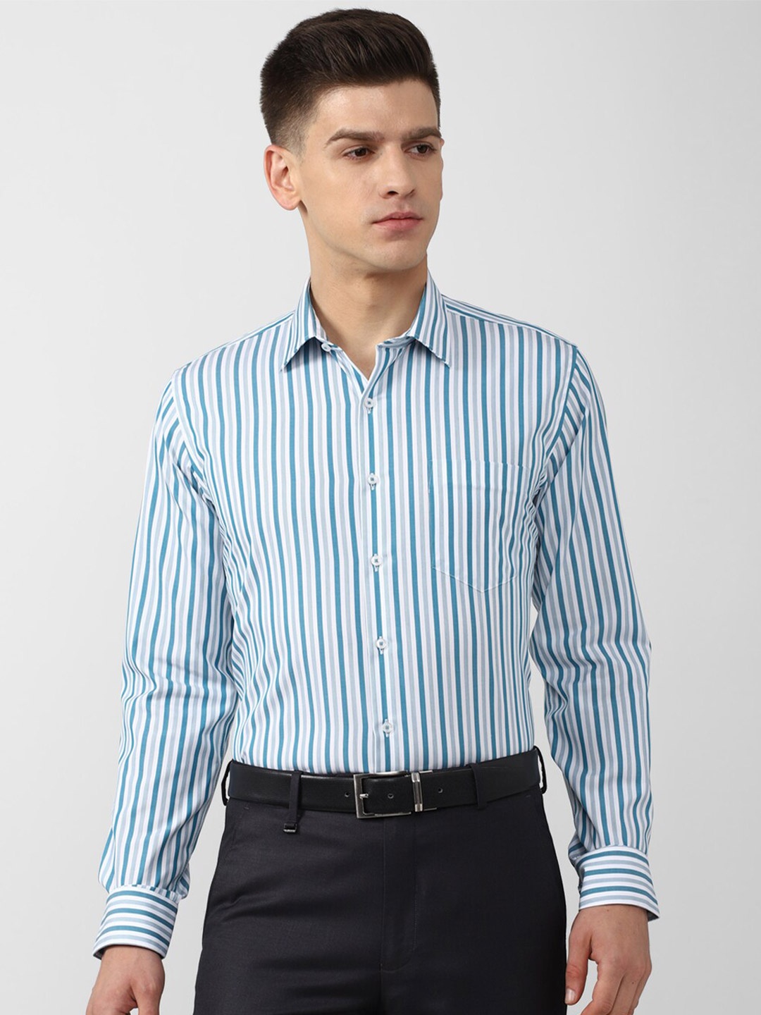 

Van Heusen Men Blue & White Pure Cotton Slim Fit Printed Striped Formal Shirt