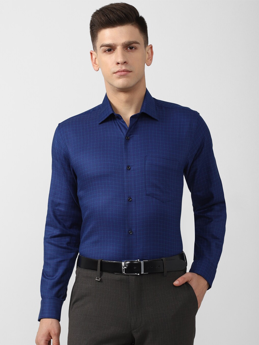 

Van Heusen Men Blue Grid Tattersall Checked Pure Cotton Formal Shirt