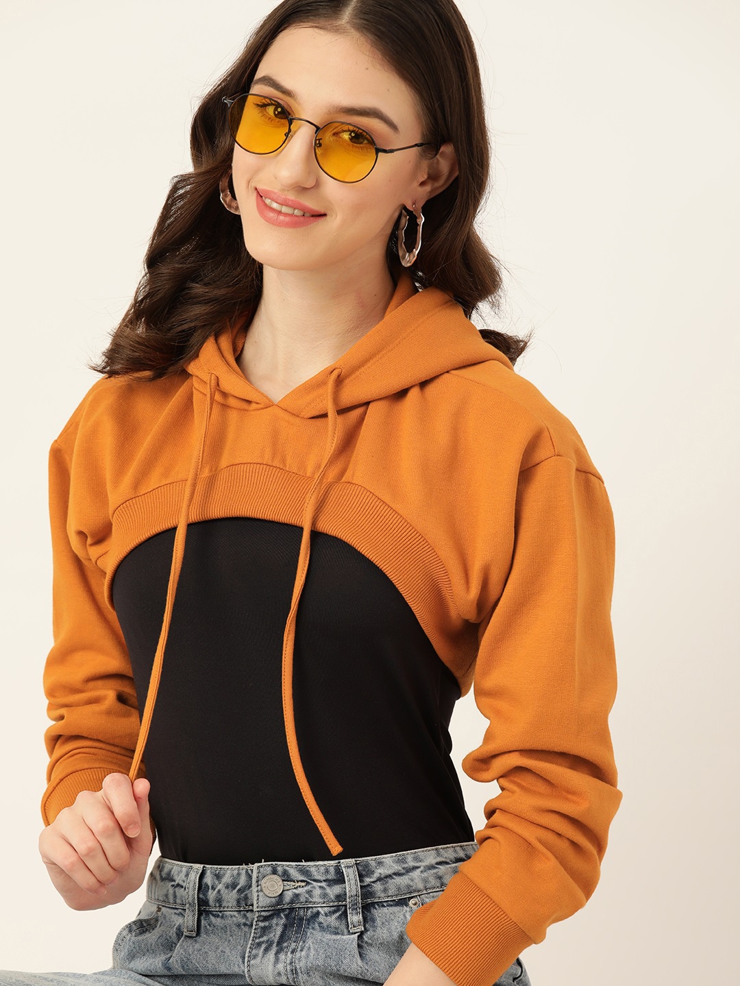 

DressBerry Women Mustard Solid Hooded Crop Sweatshirt