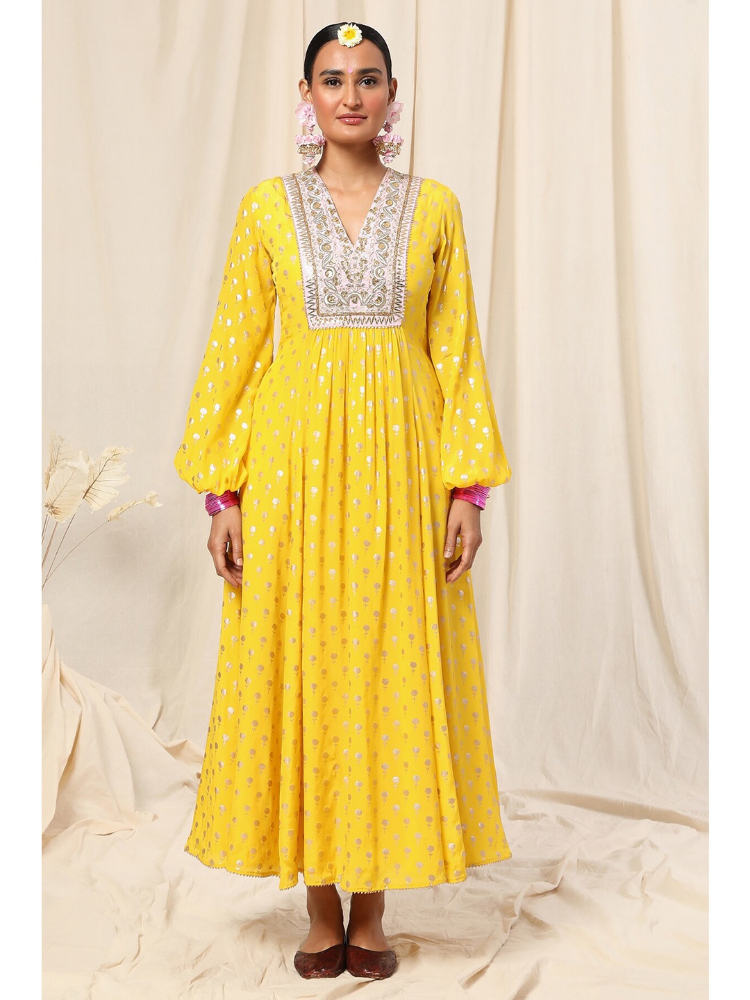 

Masaba Floral Printed Anarkali Regular Kurta, Yellow