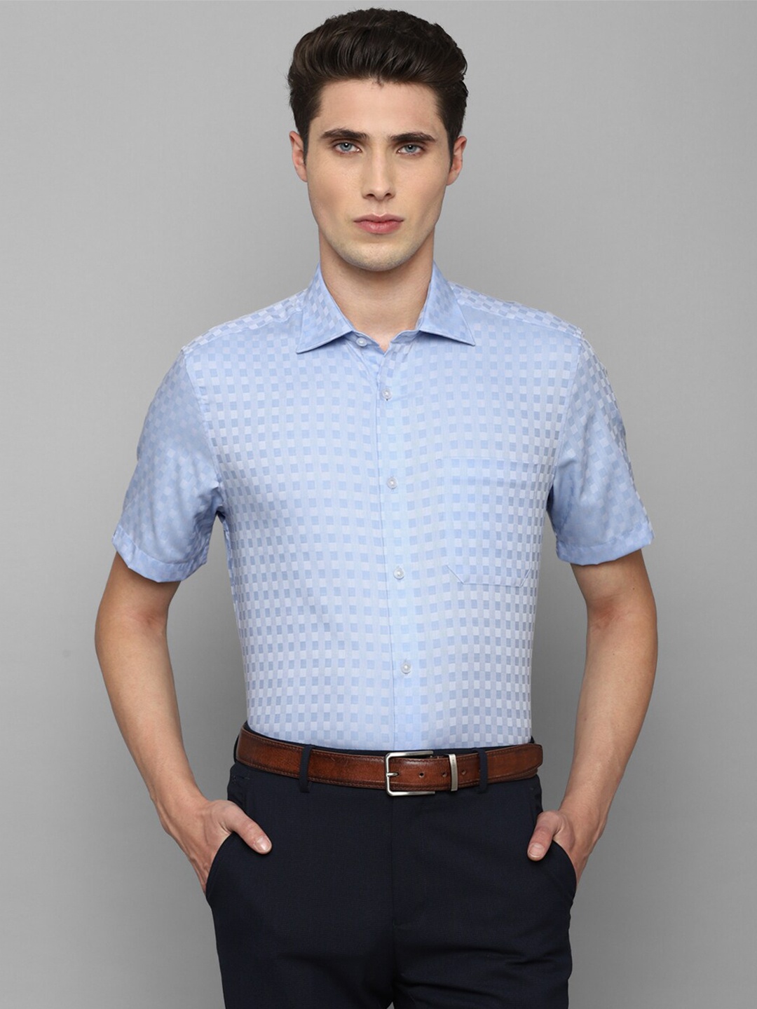 

Louis Philippe Men Blue Slim Fit Checked Cotton Formal Shirt