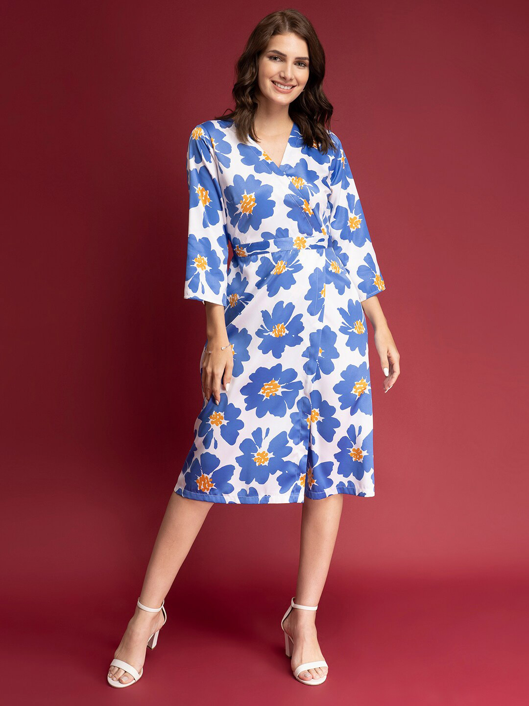 

FableStreet Women White & Blue Floral Satin Formal A-Line Dress