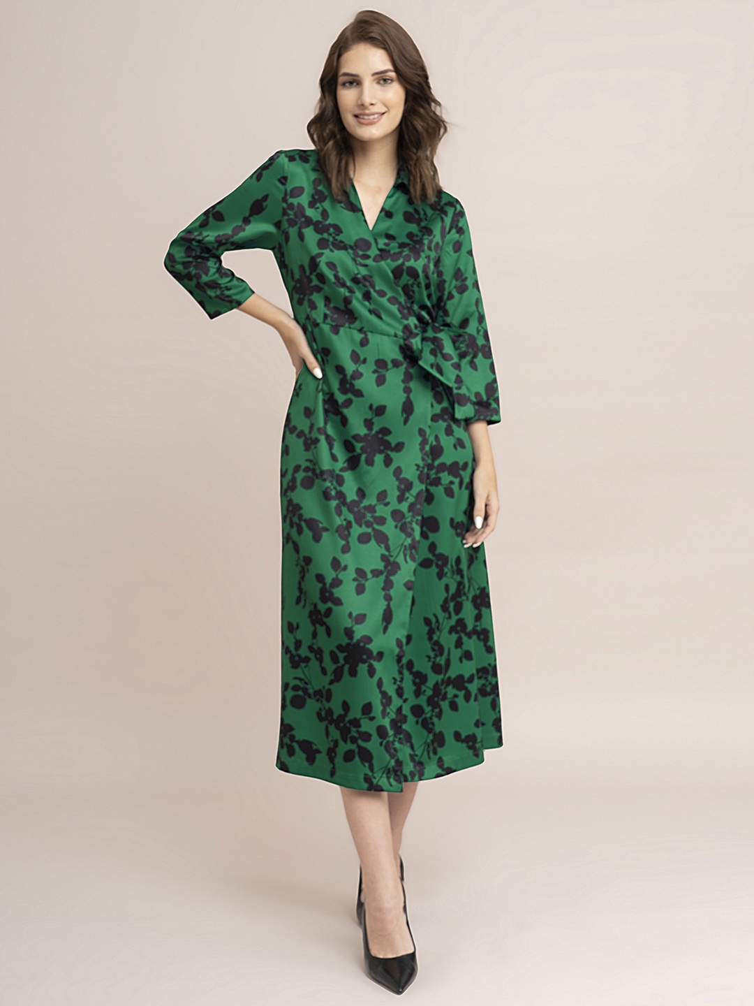 

FableStreet Green Floral Satin Midi Dress