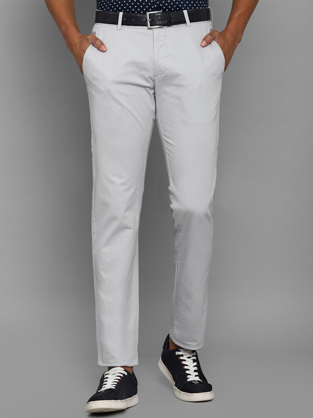 

Allen Solly Men Slim Fit Trousers, Off white