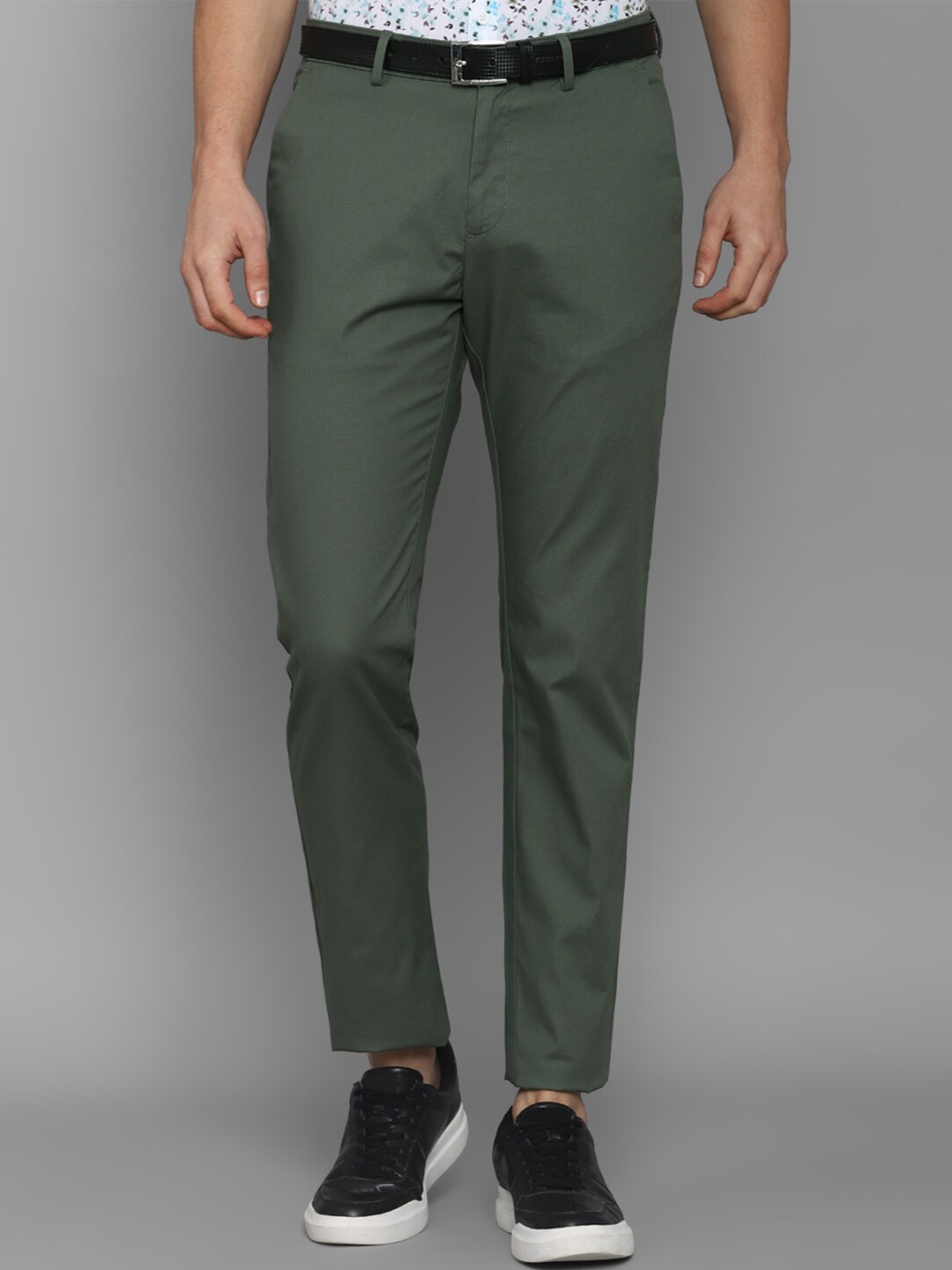 

Allen Solly Men Green Solid Cotton Casual Trouser