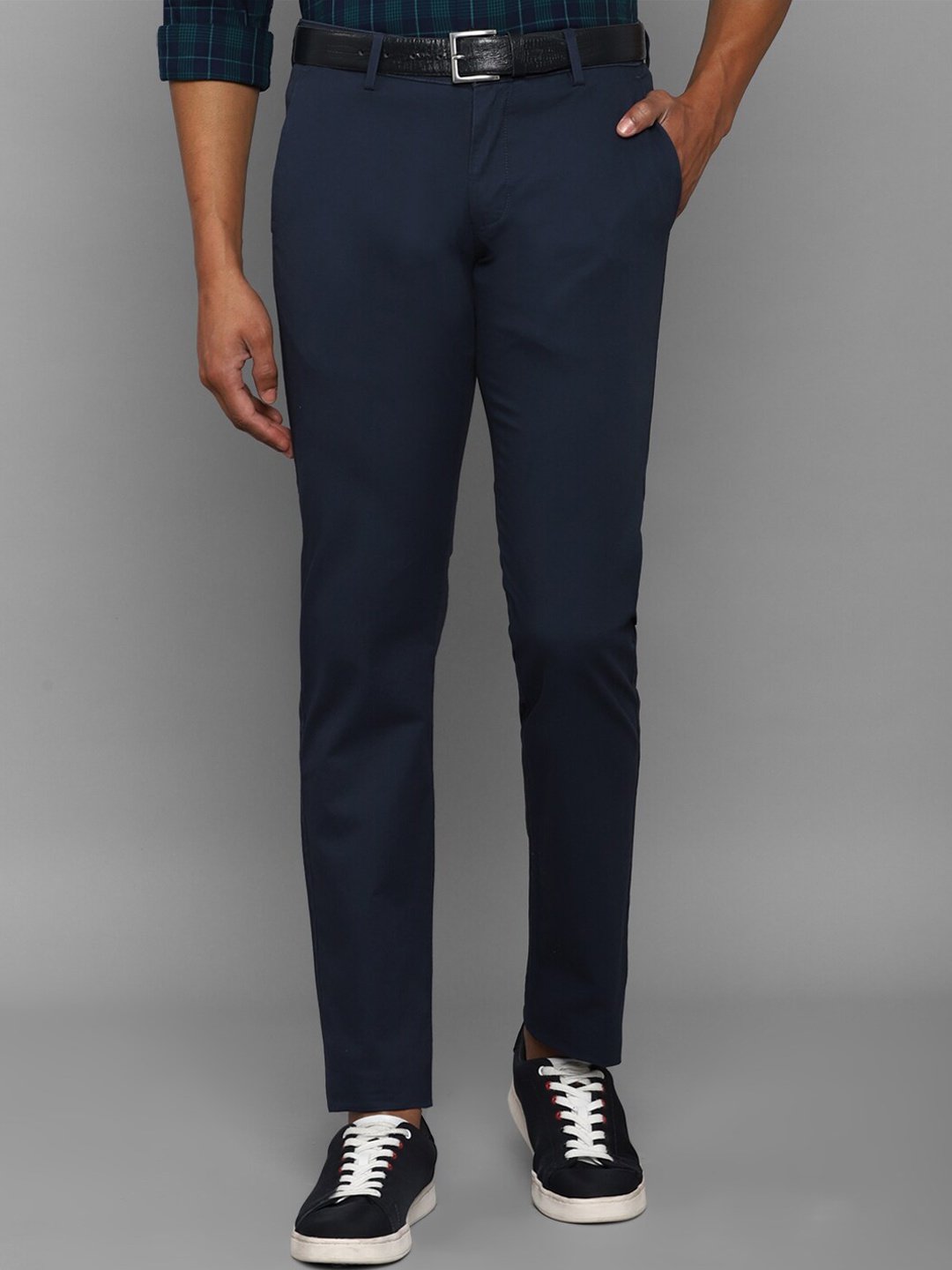 

Allen Solly Men Navy Blue Slim Fit Cotton Casual Trouser