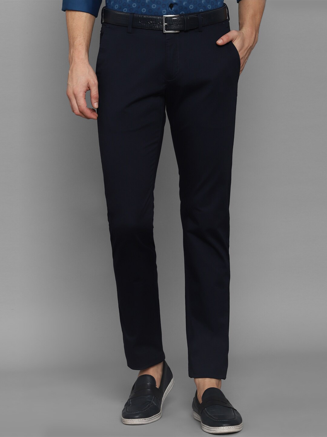 

Allen Solly Men Navy Blue Slim Fit Cotton Casual Trouser
