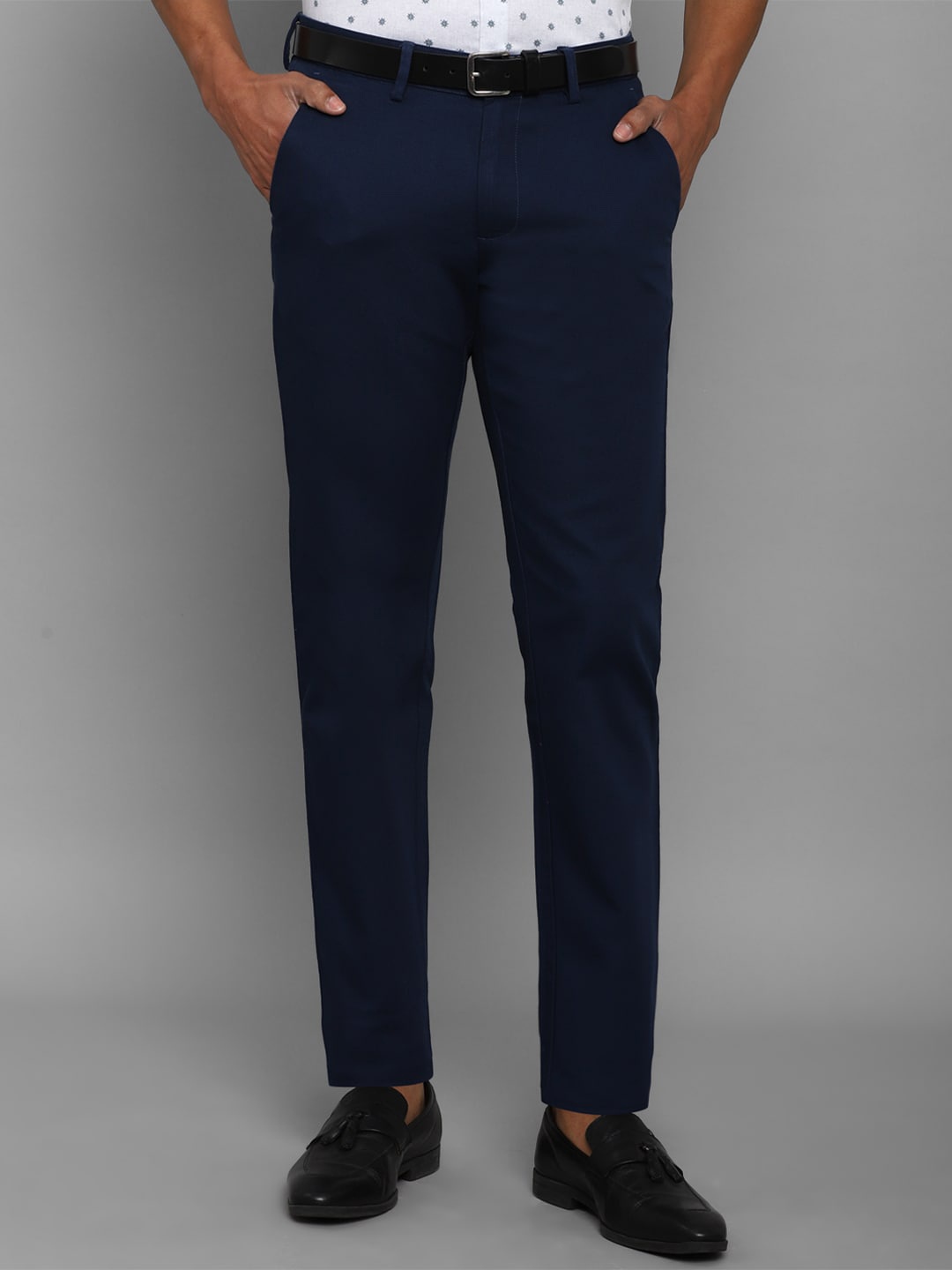 

Allen Solly Men Navy Blue Slim Fit Cotton Casual Trouser