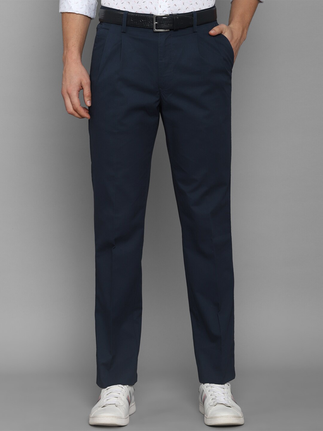 

Allen Solly Men Navy Blue Cotton Casual Trouser