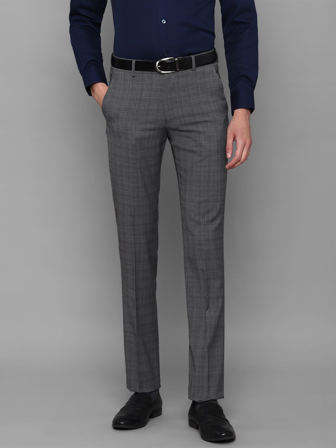 

Louis Philippe Men Grey Checked Slim Fit Trousers
