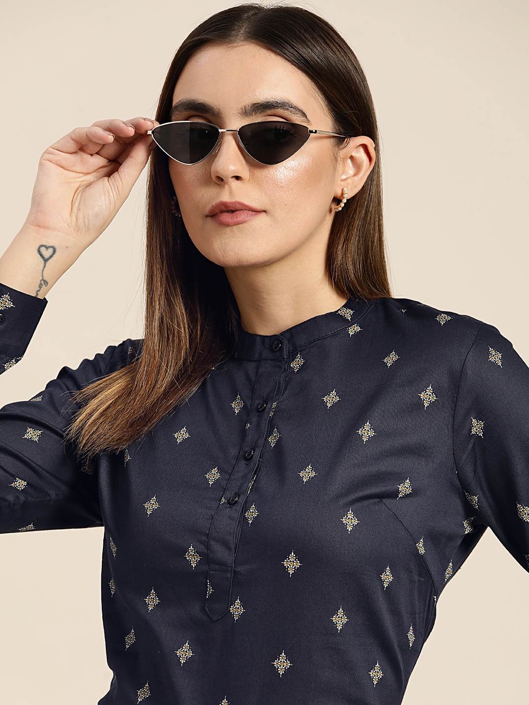 

Hancock Printed Mandarin Collar Shirt Style Top, Navy blue