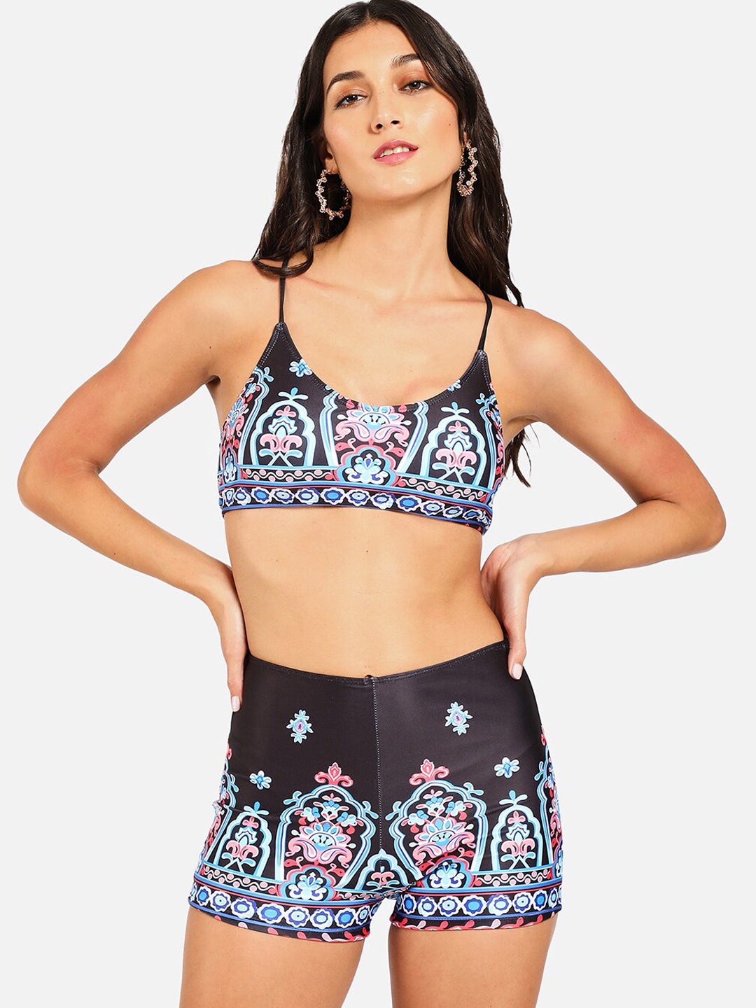 

HAUTE SAUCE by Campus Sutra Women Black & Blue Printed 2-Piece Swim Suit