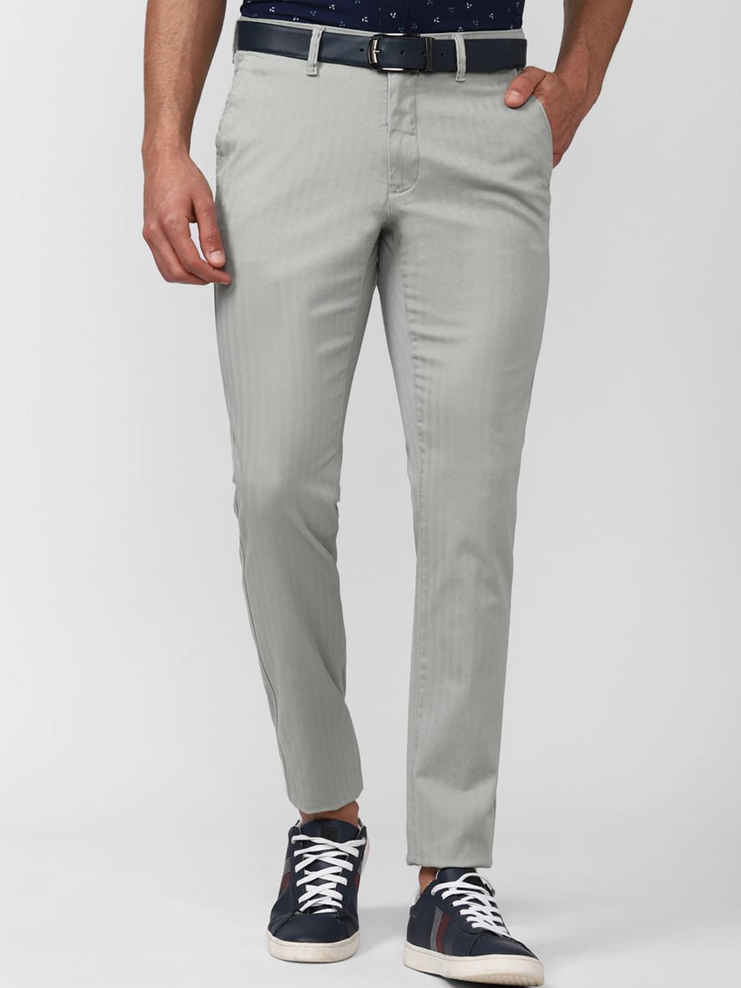 

Van Heusen Sport Men Grey Striped Slim Fit Trouser