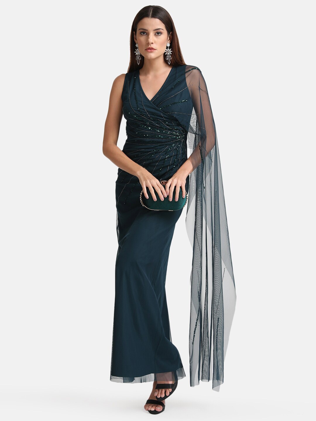 

Kazo Green Embellished Maxi Maxi Dress