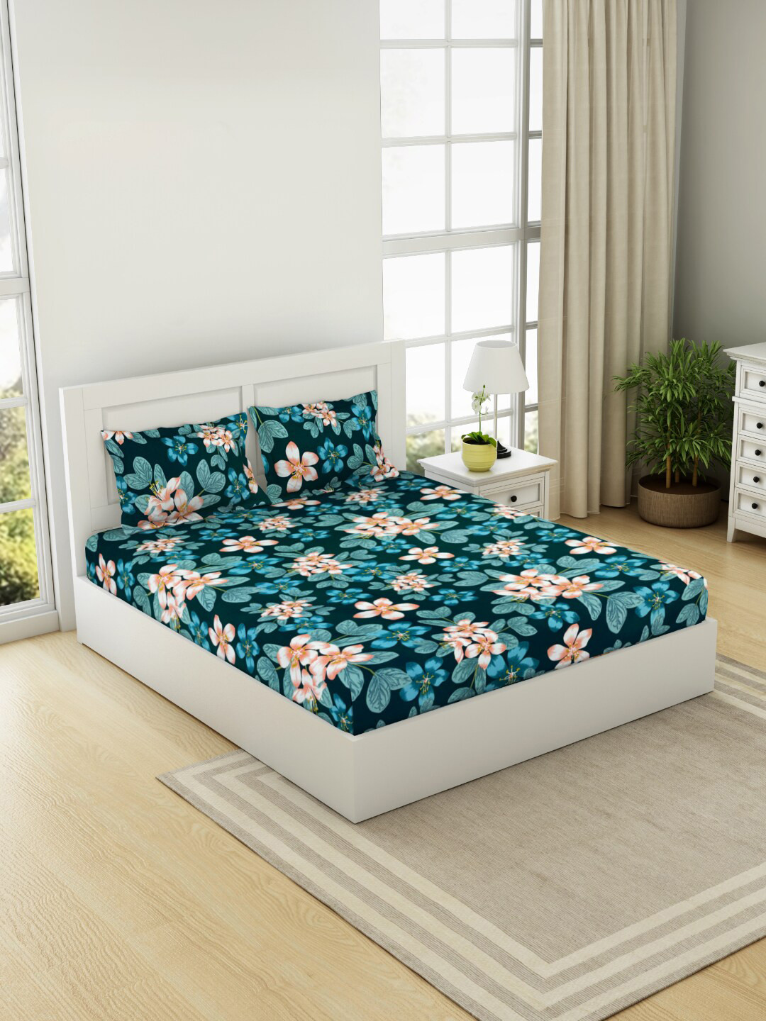 

Welspun Blue Floral 144 TC Cotton Queen Bedsheet with 2 Pillow Covers