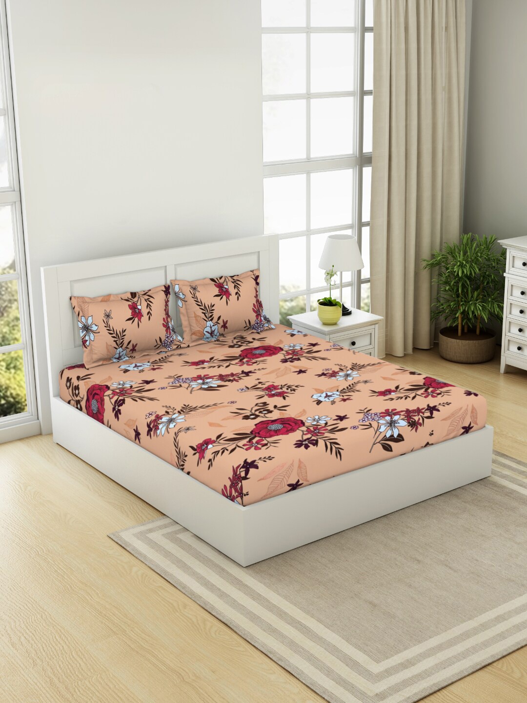 

Welspun Floral 144 TC Cotton Queen Bedsheet with 2 Pillow Covers, Peach
