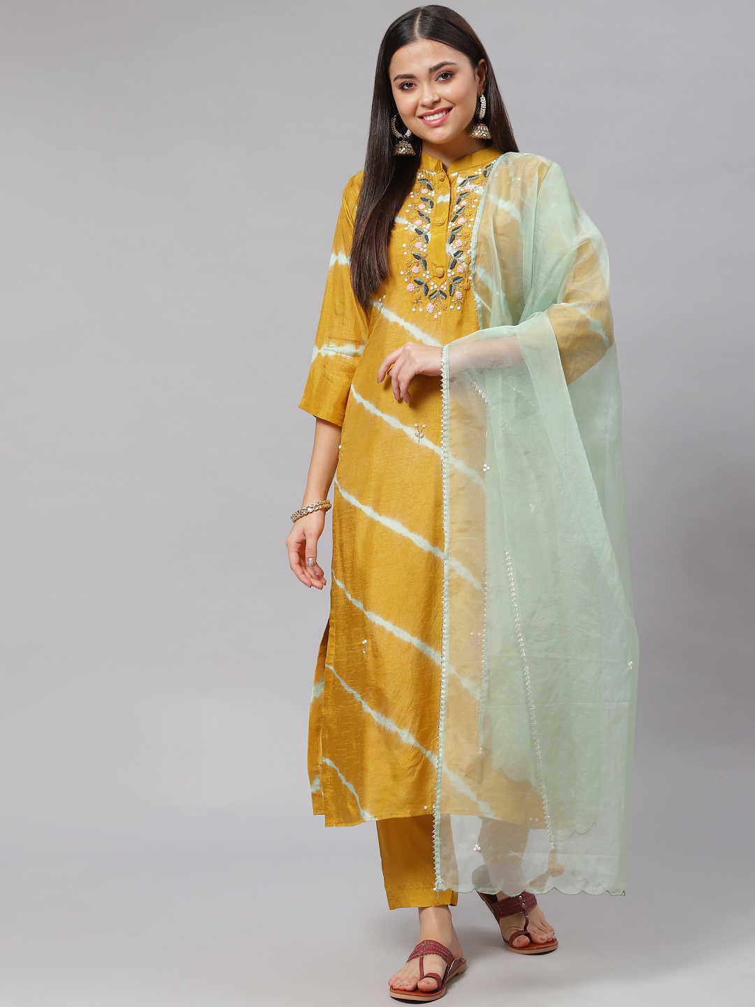 

mokshi Women Gold-Toned Ethnic Motifs Dyed Beads and Stones Chanderi Silk Kurta with Trousers & With Dupatta