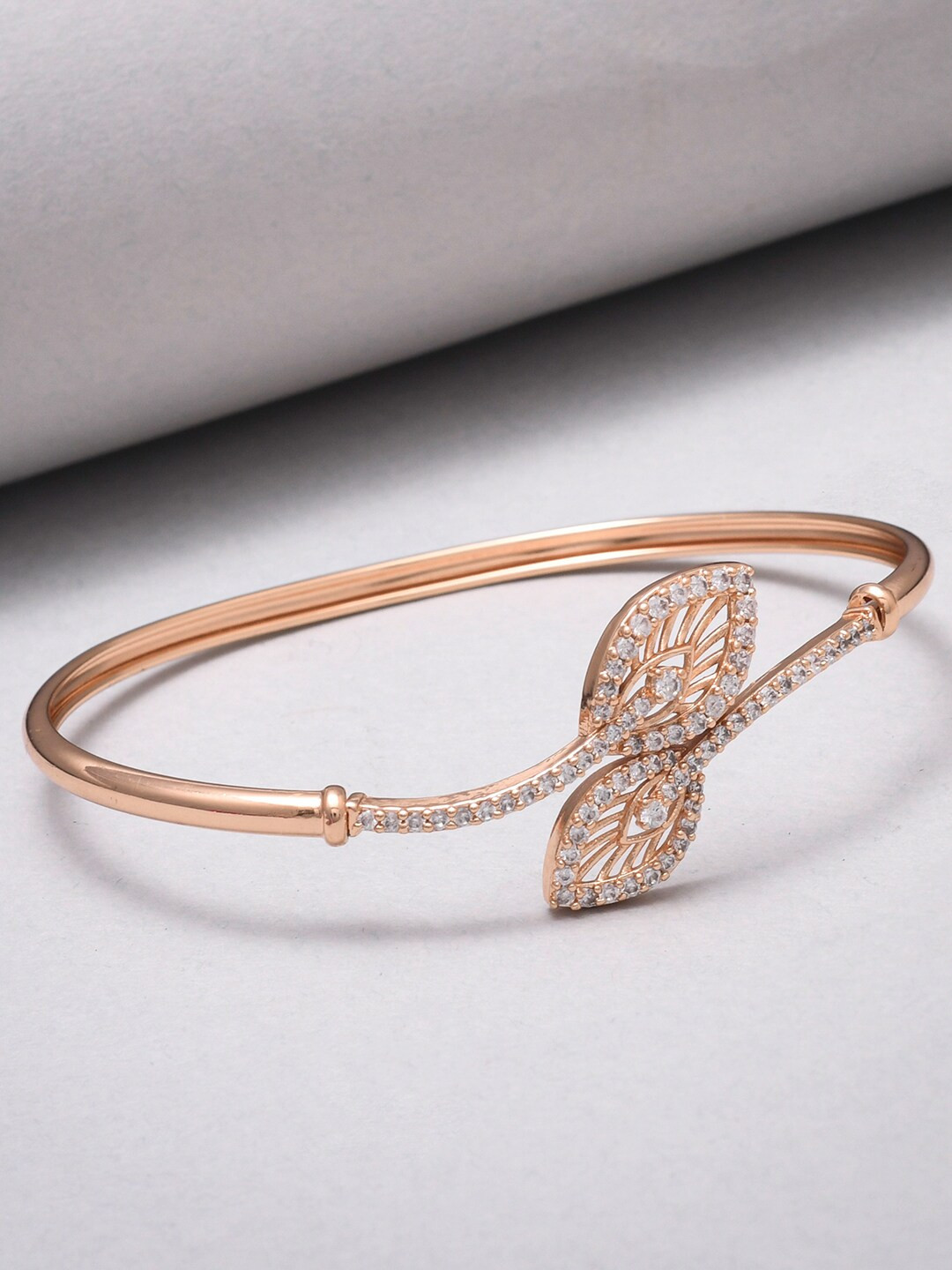 

Voylla Women Rose Gold & White Brass Rose Gold-Plated Bangle-Style Bracelet