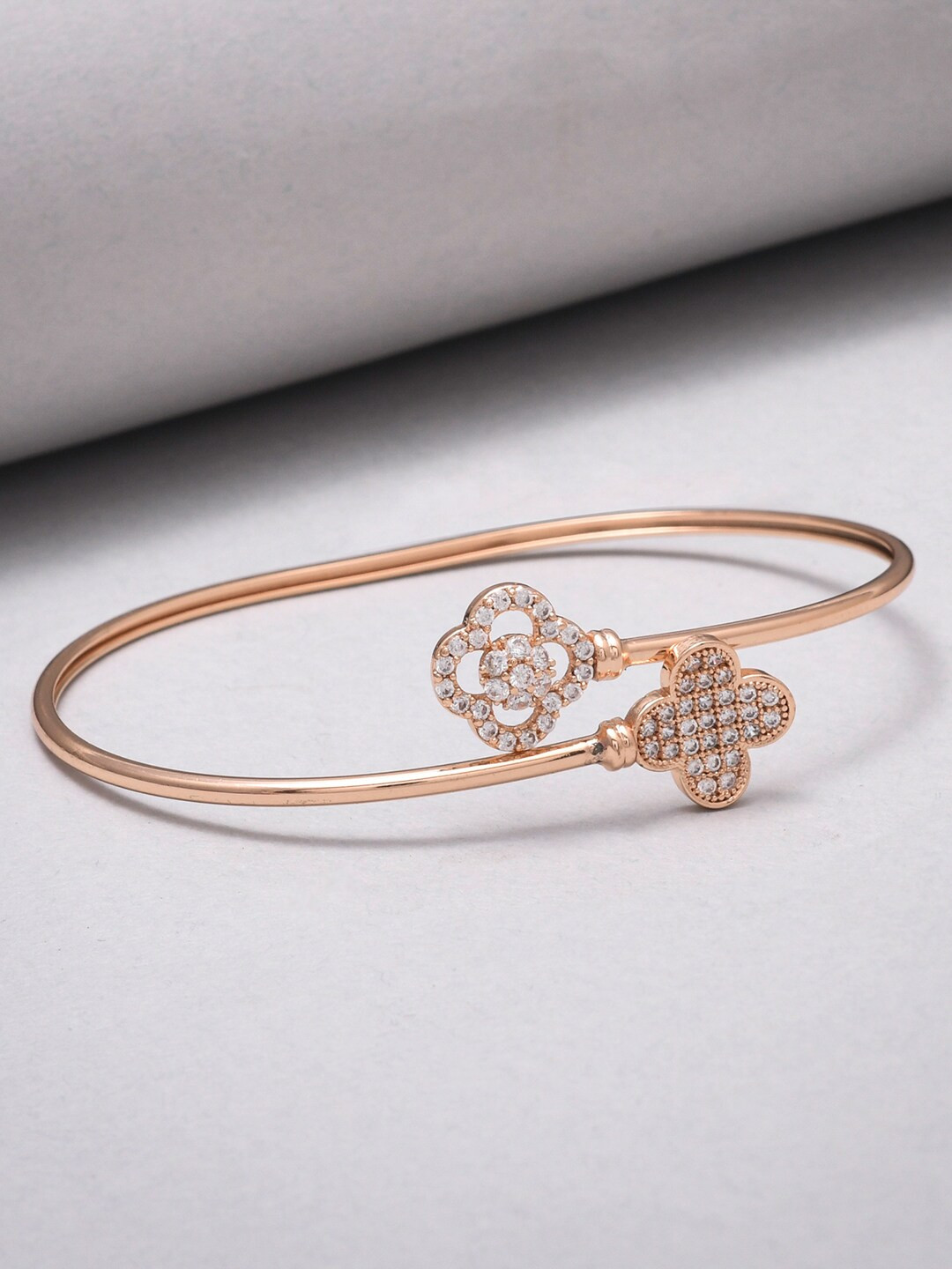 

Voylla Women Rose Gold & White Brass Rose Gold-Plated Bangle-Style Bracelet